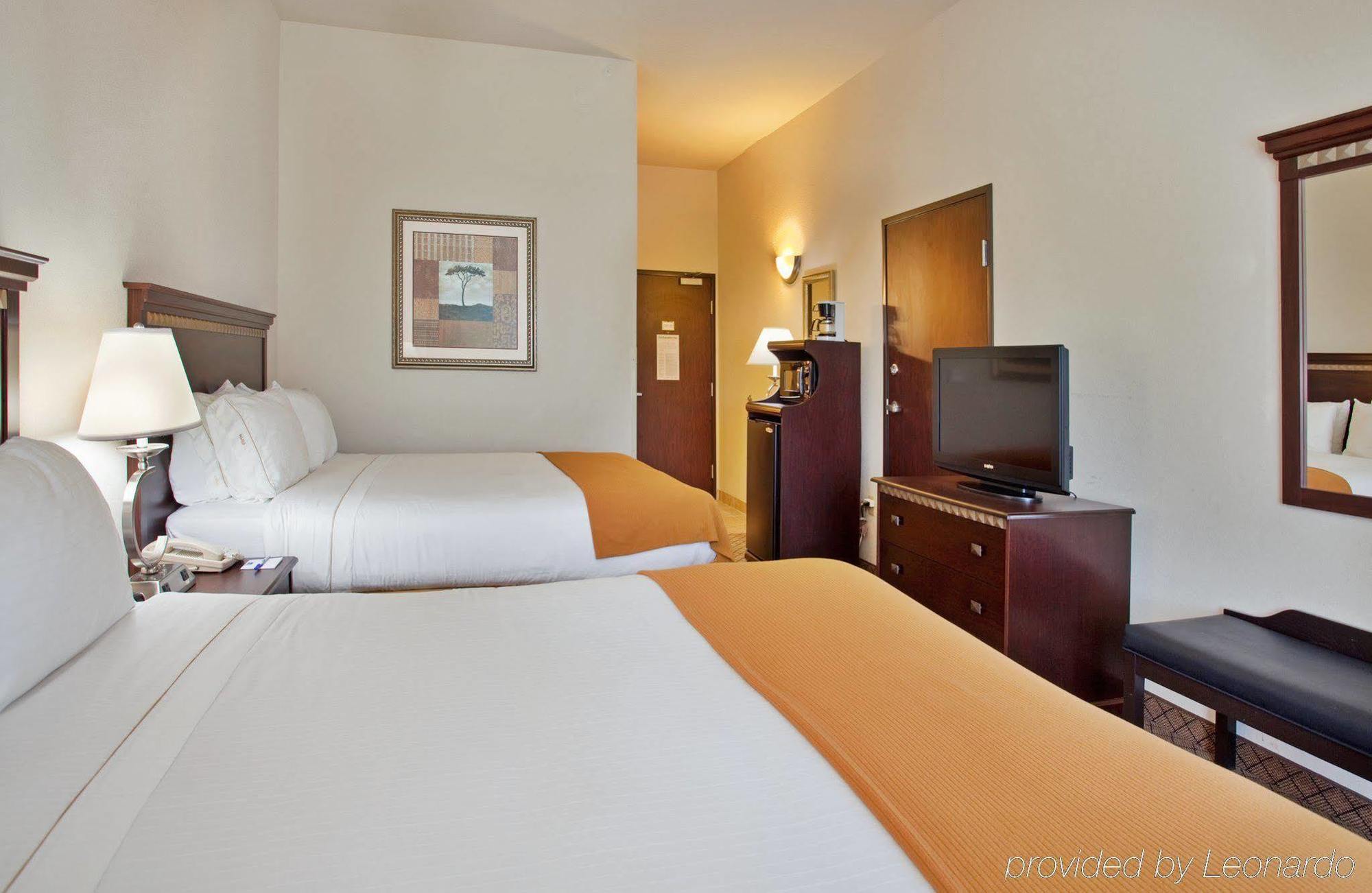 Holiday Inn Express Hotel & Suites Mcpherson, An Ihg Hotel Quarto foto