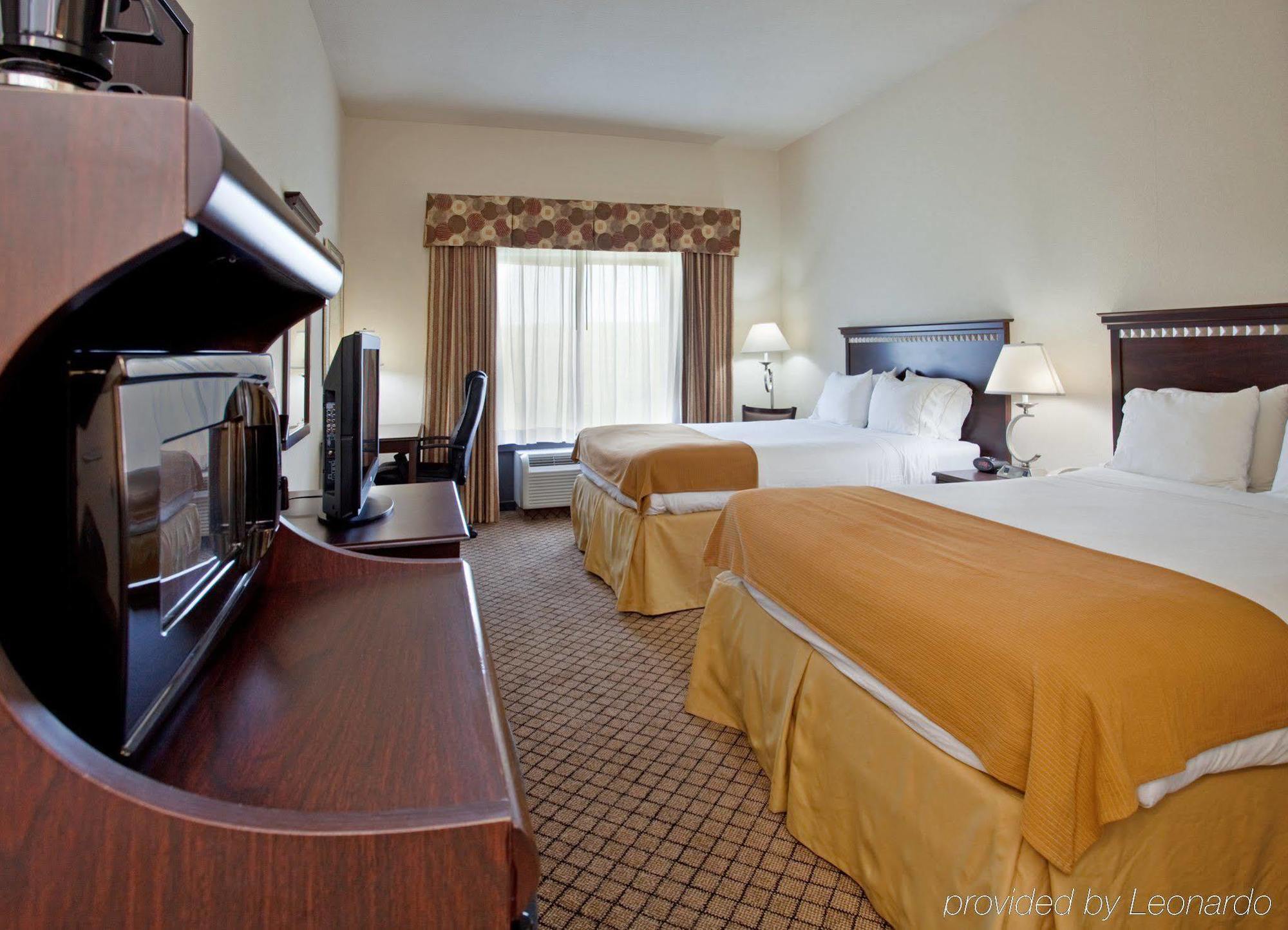 Holiday Inn Express Hotel & Suites Mcpherson, An Ihg Hotel Quarto foto